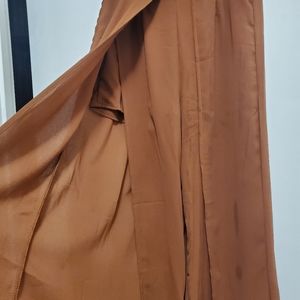 Split-leg Crepe Pleated Pants